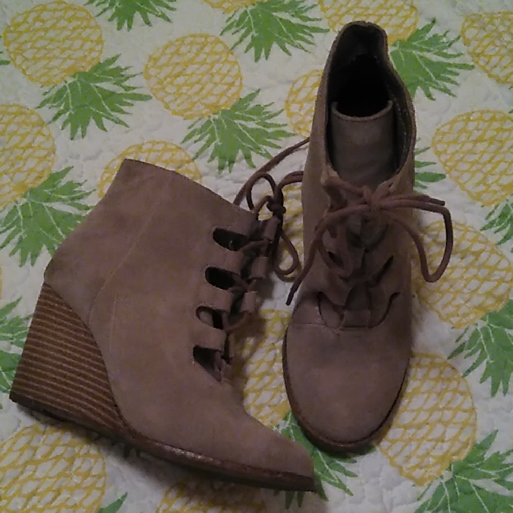 Sonoma  booties.